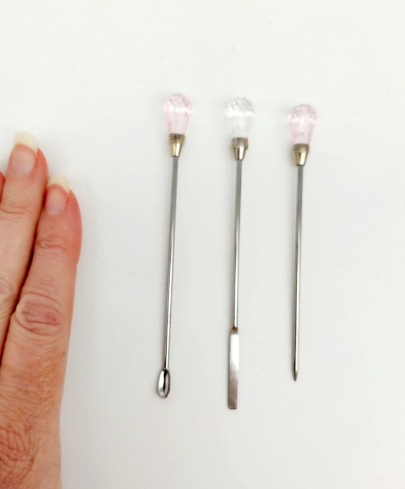 Resin & Epoxy : Popping Metal Pins