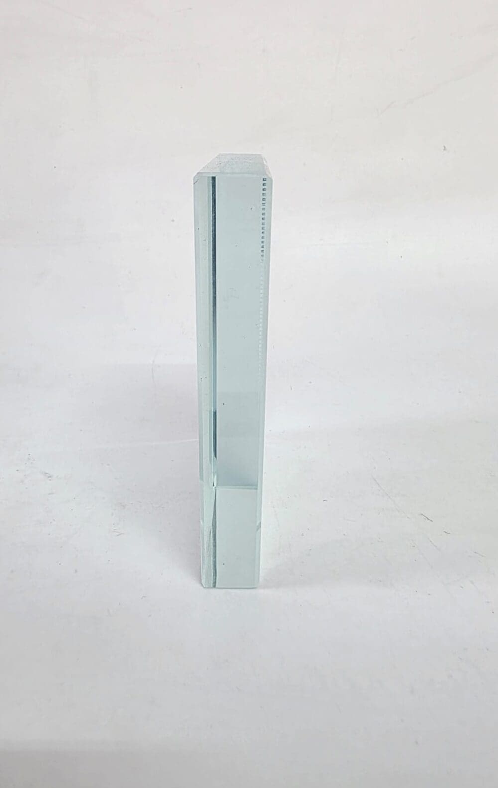 CG5 Sublimation Blanks : 2cm Thick Sublimation Crystal Glass (9 × 13 cm) – Premium Photo Block