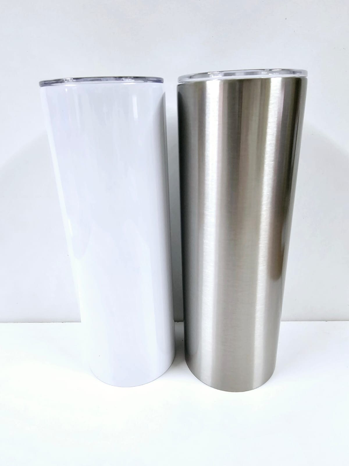 Sublimation Blanks : 20oz Straight Flat Edge Bottom Tumbler (White & Silver)